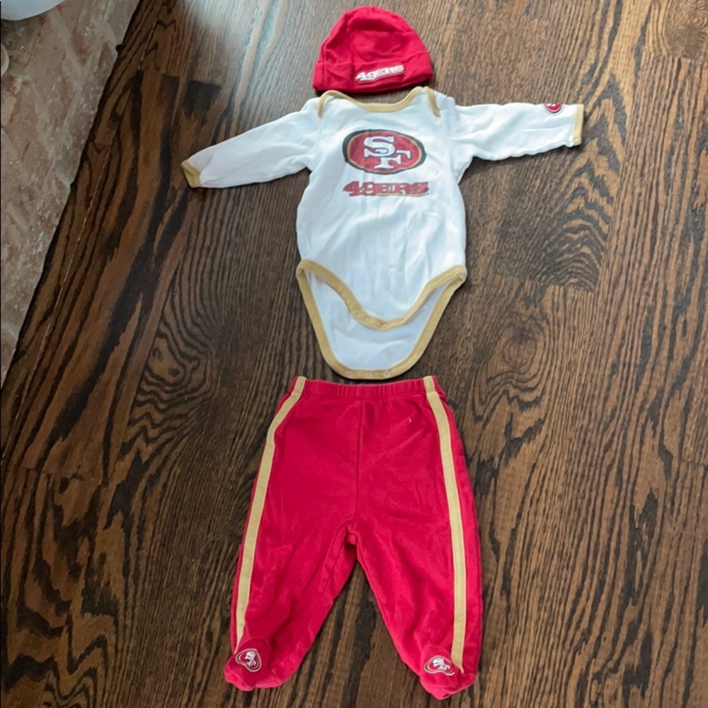 Infant clothing